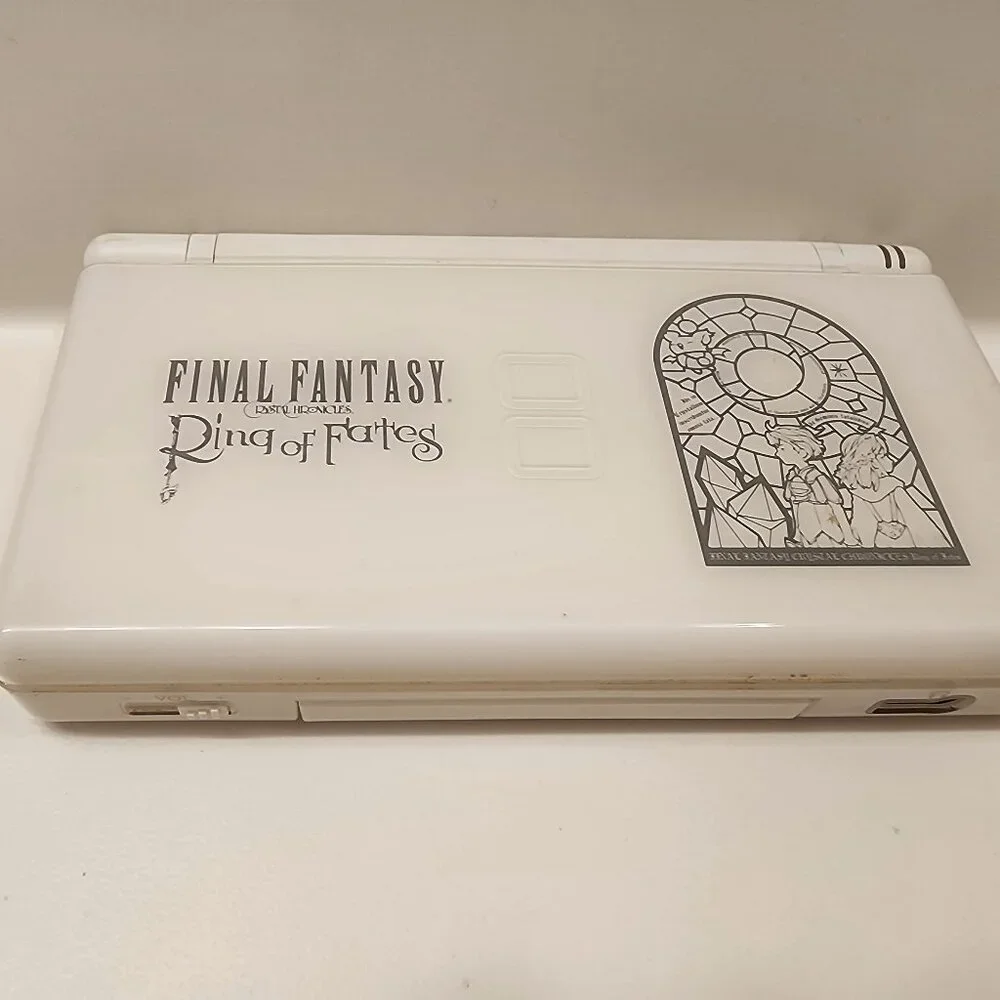 Authentic Nintendo DS Lite Console With Charger Final Fantasy Crystal Chronicles